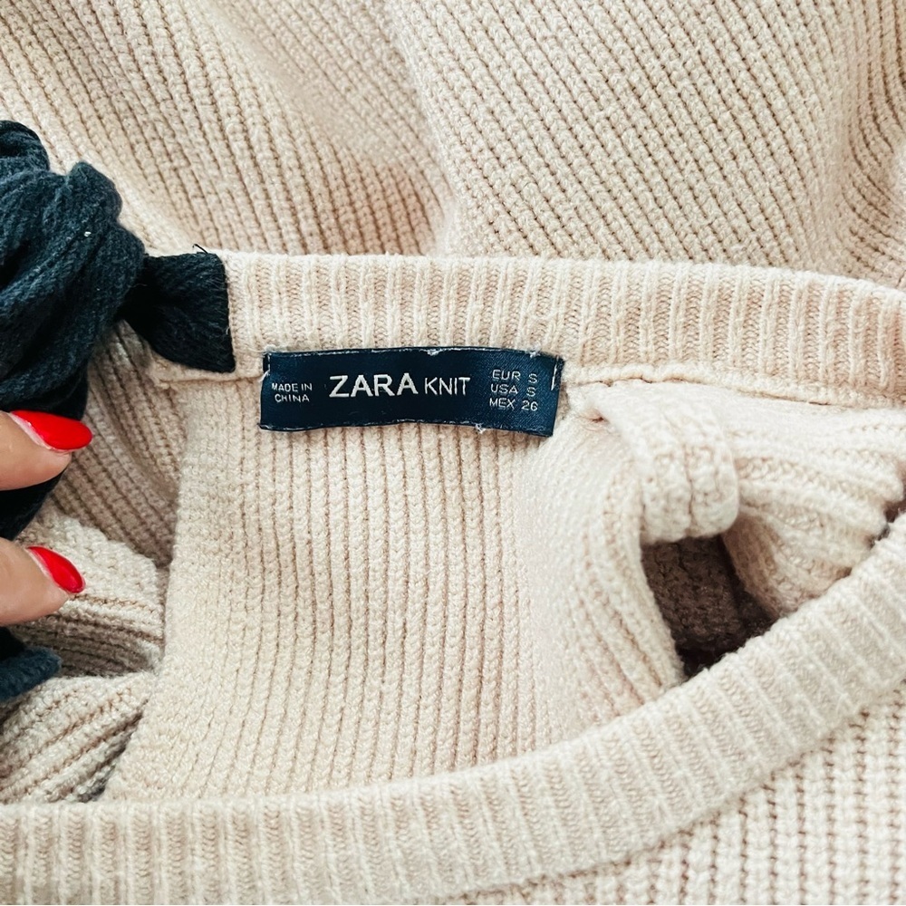 Zara Ribbed Knit Sweater Small | Neutral Beige Minimalist Fall Winter Cozy Chic - Picture 4 of 5